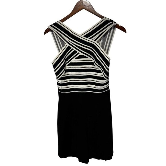 Maeve Dresses & Skirts - Maeve Sleeveless Minidress Black/White Size 6